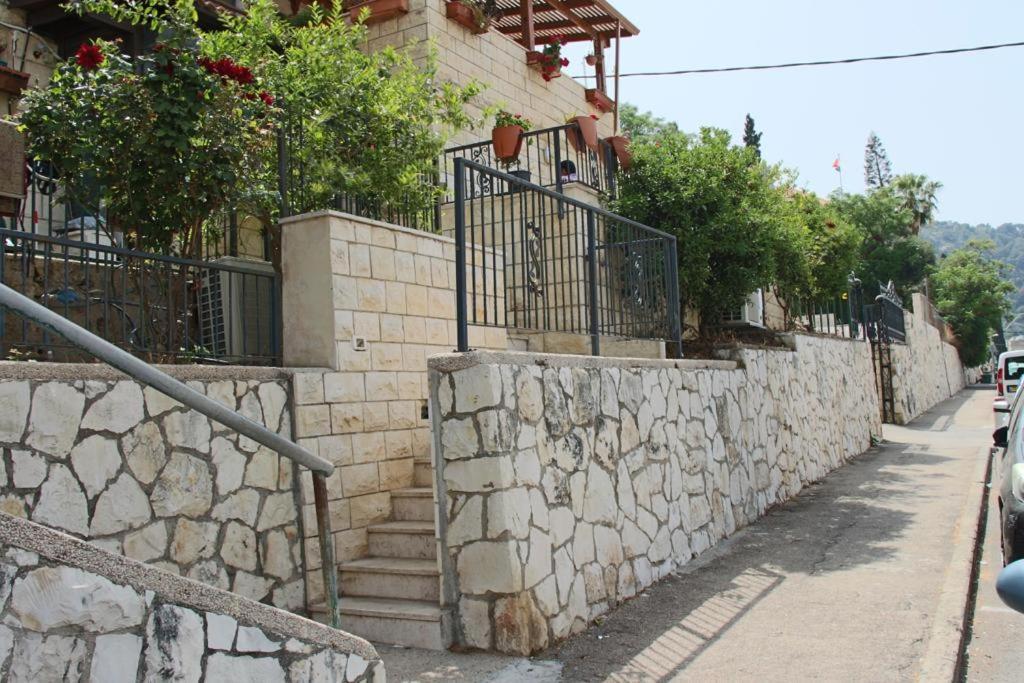 Laila'S Boutique Apartment Haifa Exterior foto